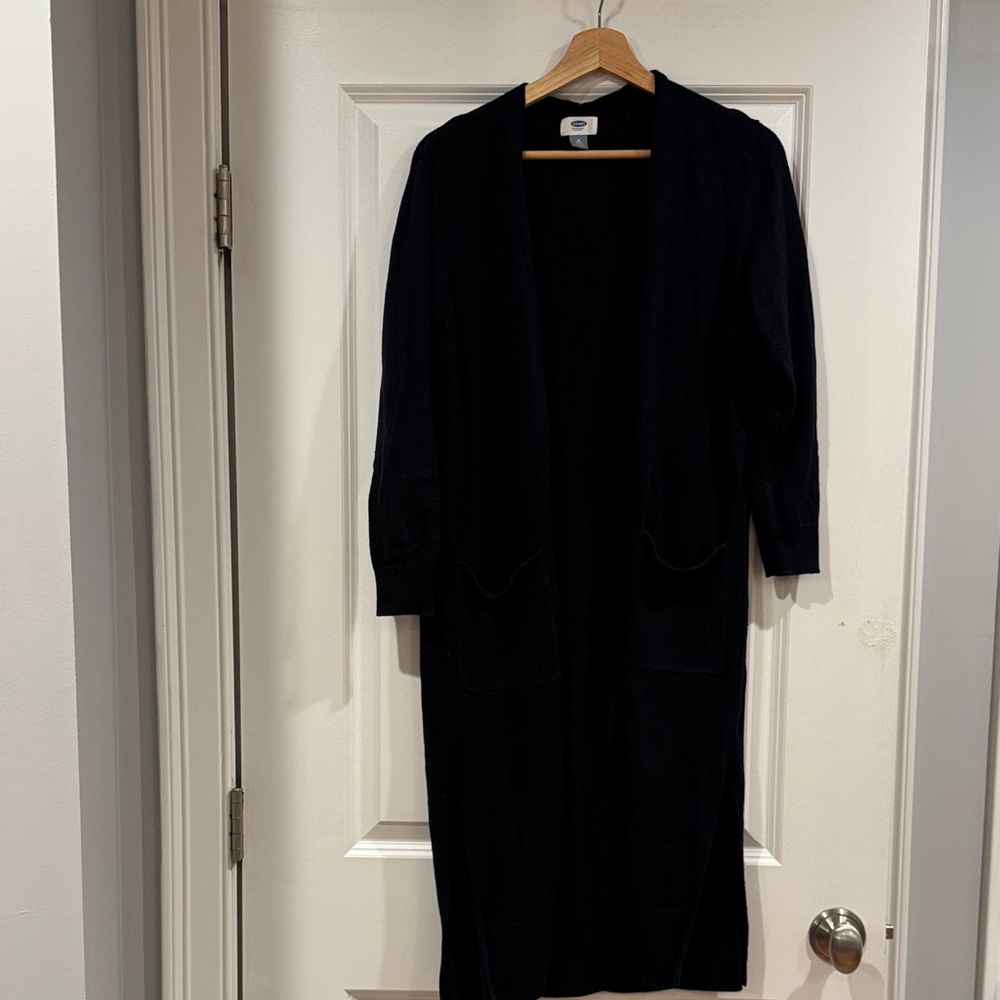 MP | Old Navy | Black Long Cardigan w/ Front Pockets